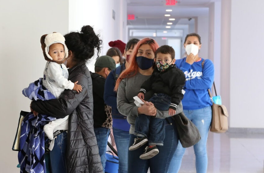  Mínima incidencia de casos confirmados de COVID-19 en niñas, niños y jóvenes