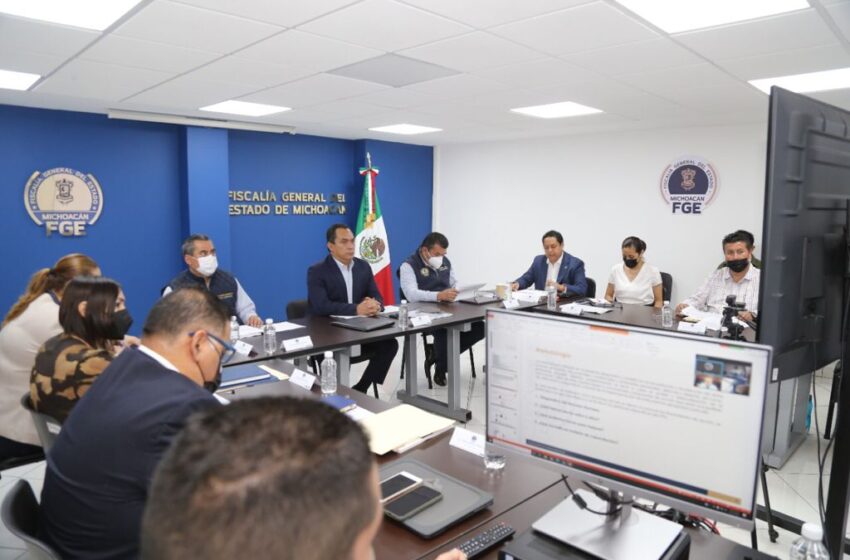  Fiscalía General, comprometida con la acreditación de servicios periciales: Adrián López Solís