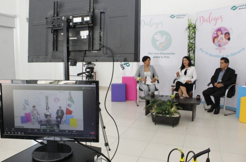  Conalep implementa acciones en receso escolar