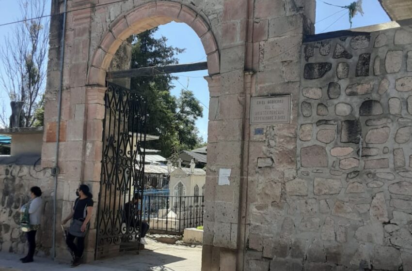  Alista Tarímbaro celebración de Noche de Muertos