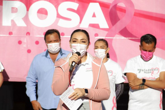 Llama Adriana Hernández a reforzar acciones para reducir el impacto del cáncer de mama