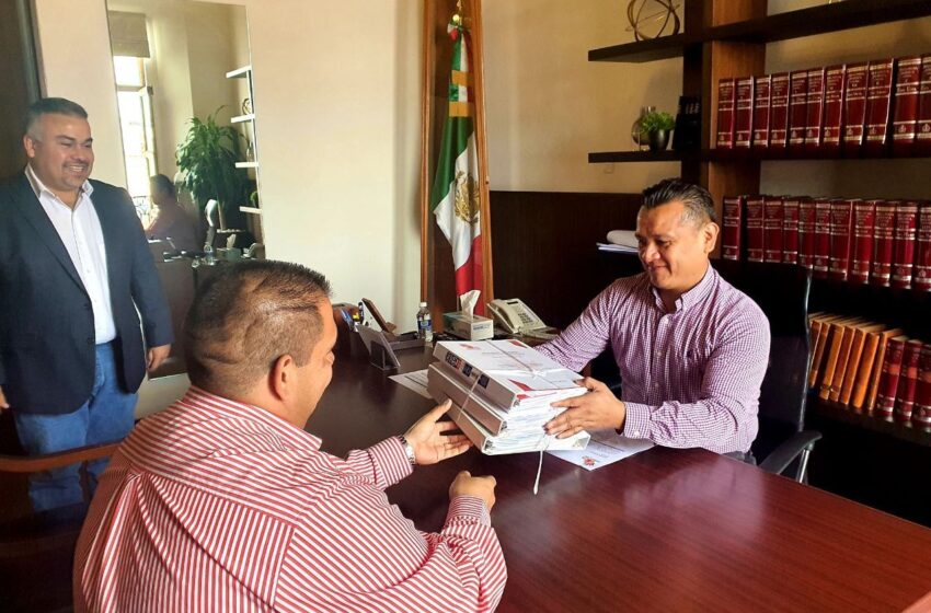  Respalda el Secretario de Gobierno, Carlos Torres Piña, obras en Tarímbaro