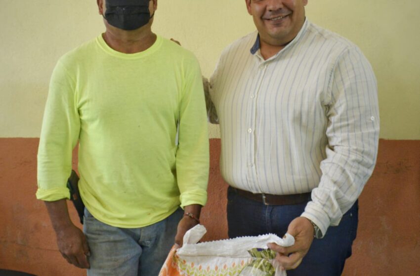  Gobierno de Tarímbaro otorga subsidio para la compra de semilla, biofertilizante y producto químico