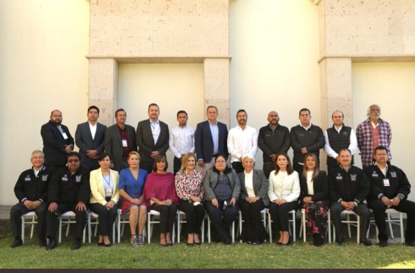  CECYTEM participa en reunión nacional de directores generales en Aguascalientes