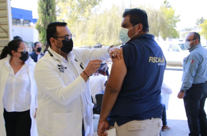  Realiza FGE jornada de vacunación contra influenza