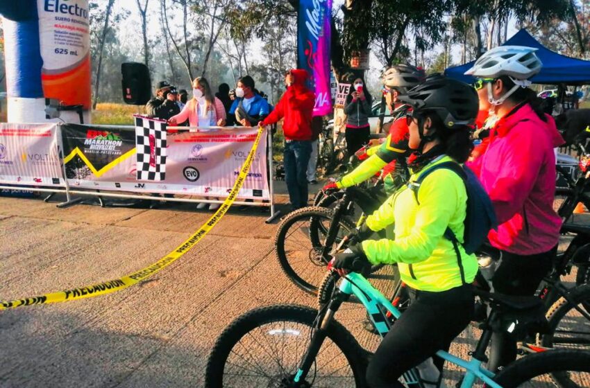  Titular de Imcufide da banderazo de salida a Bike Maratón