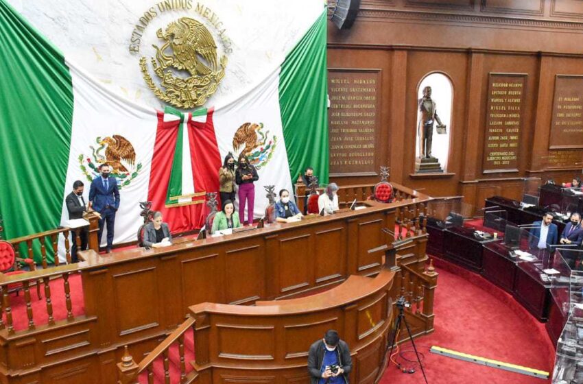  Reactivan diputados programas “Borrón y Cuenta Nueva” y “Licencias Permanentes”