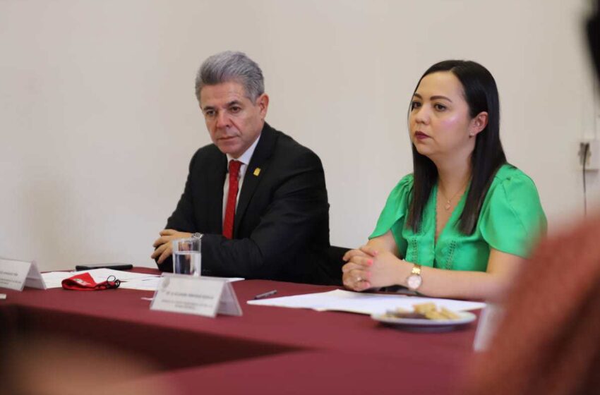 Los priistas vamos por proyectos transparentes y de Parlamento Abierto: Hernández Peña