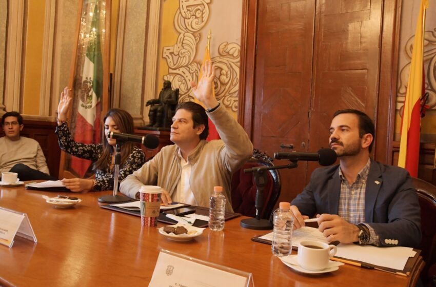  Elige Ayuntamiento de Morelia a María del Carmen López como Contralora Municipal