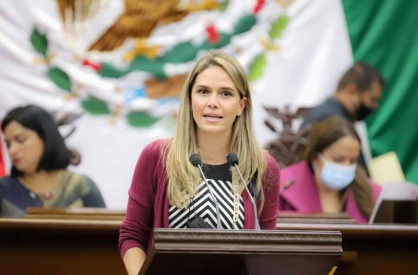 Busca Daniela de los Santos promover paridad en coordinaciones de grupos parlamentarios