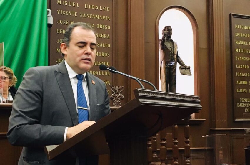 Presenta Balta Gaona iniciativa para tipificar como delito el cobro de cuotas en el sector educativo