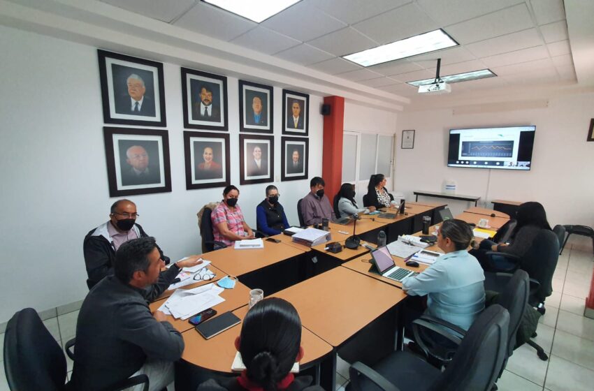 Realiza CECyTEM sesión extraordinaria de la Junta Directiva