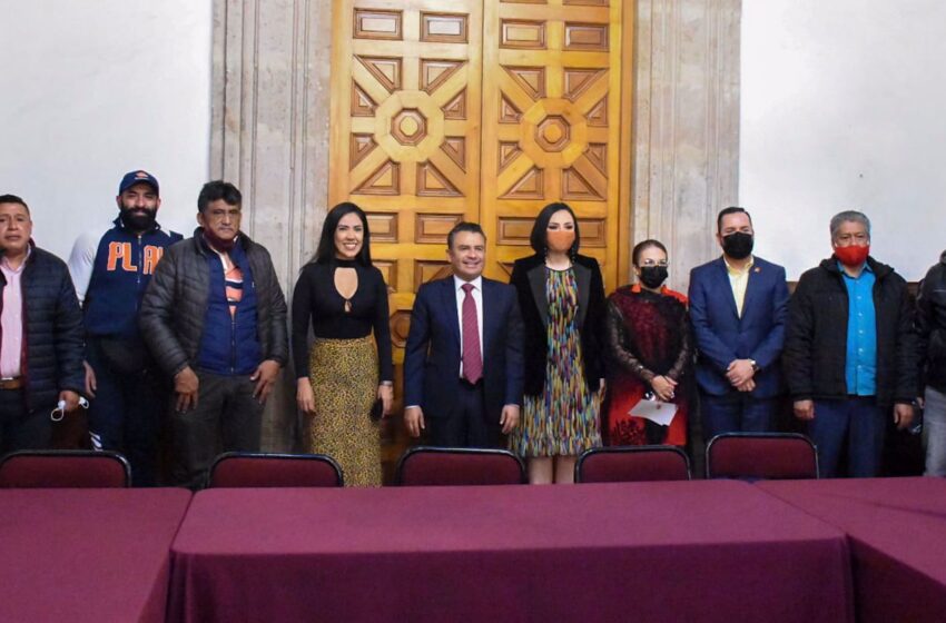  Atiende Jucopo del Congreso de Michoacán a representantes de la CNTE