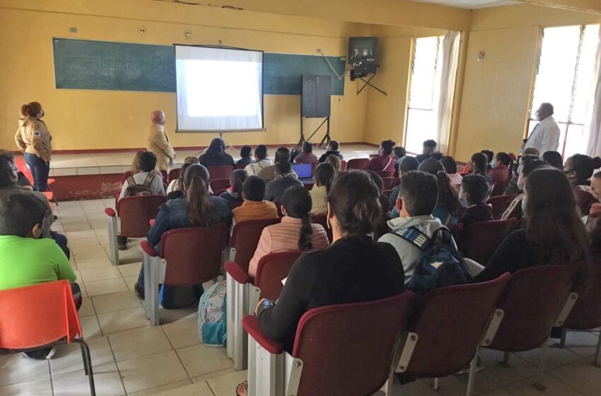  En Jiquilpan, FGE imparte charla para prevención de Extorsión, Secuestró Virtual y riesgos en internet