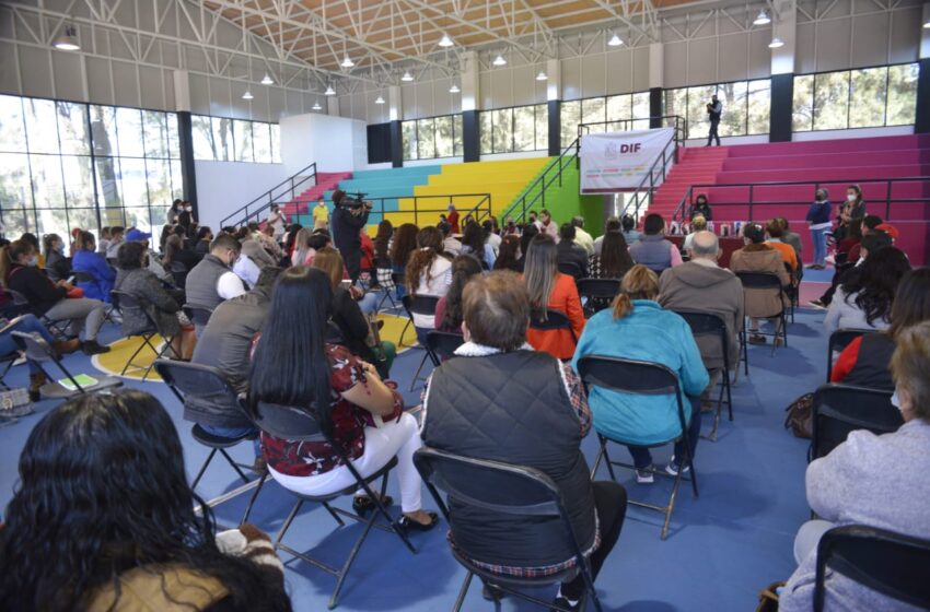  Cerca de 100 tarimbarenses serán beneficiados con lentes gratuitos