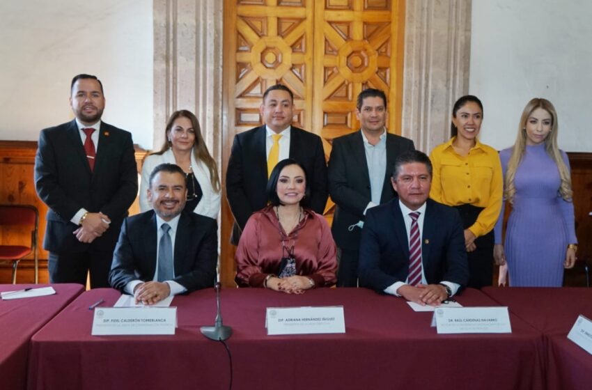  En el Congreso del Estado, defiende rector iniciativa del Ejecutivo a favor de la UMSNH