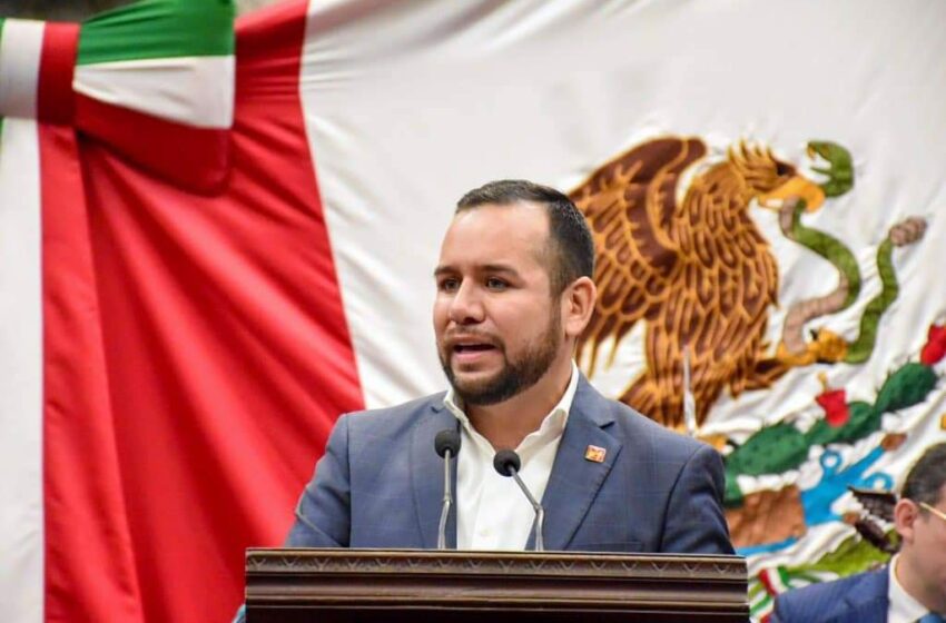  Exhorta Reyes Galindo incrementar vigilancia en carreteras ante la llegada de migrantes y sus familias en esta temporada