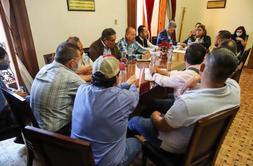 Atenderemos con el Parlamento Abierto a los transportistas: Hernández Peña