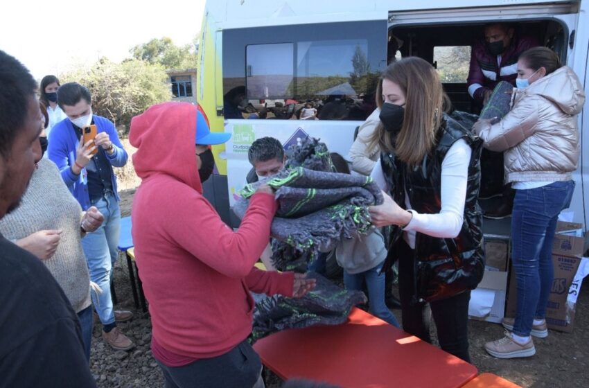  Continua DIF Morelia, con la entrega de cobijas y juguetes a quienes más lo necesitan