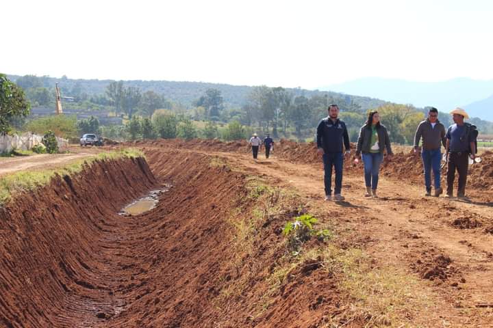  Realiza Ayuntamiento limpieza de drenes de Morelia