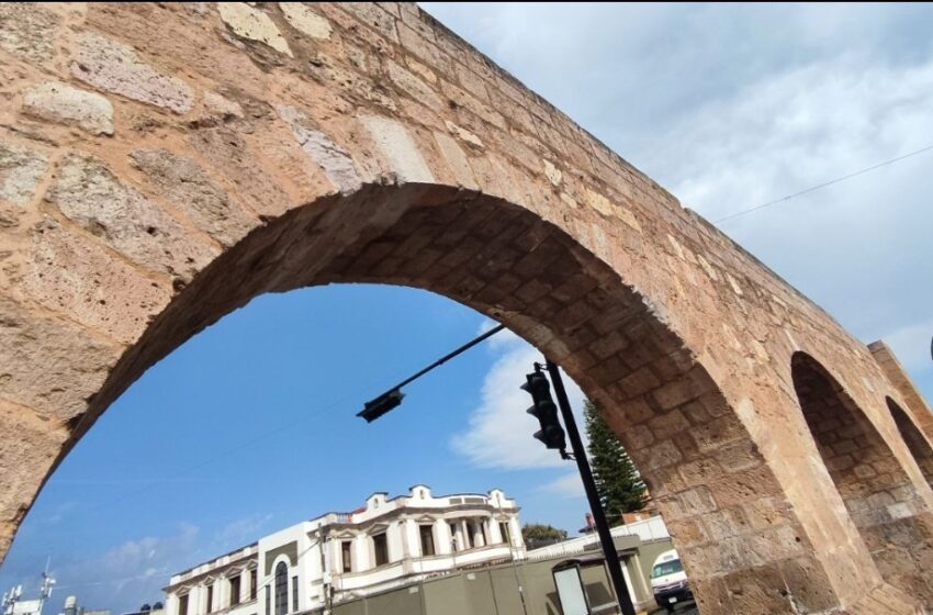 Presenta Ayuntamiento de Morelia acta circunstanciada de hechos por daño en arco del Acueducto