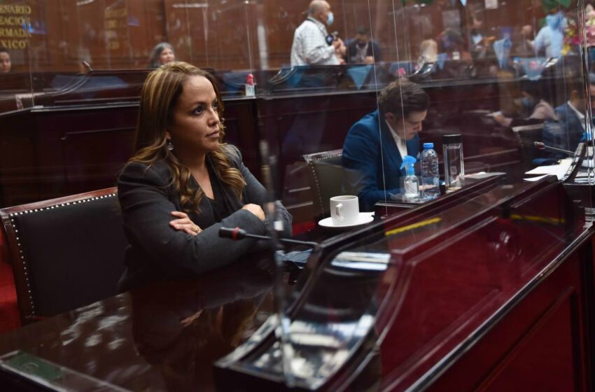  “Necesario fijar límites al poder público”: Andrea Villanueva