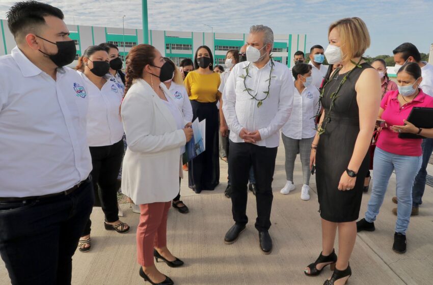  Llama Gobierno de Michoacán a regresar a las aulas en Lázaro Cárdenas