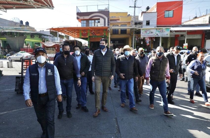  Locatarios y Gobierno Municipal van por el ordenamiento del Mercado de Abasto