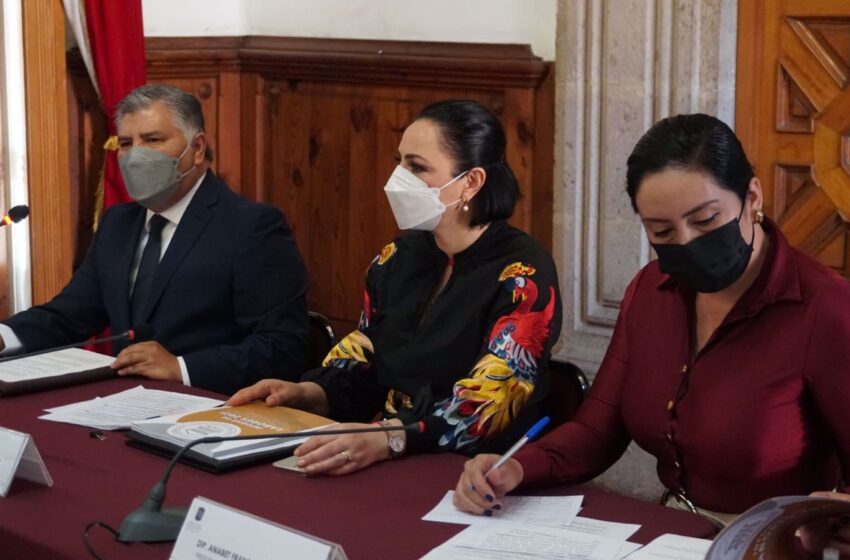  Congreso del Estado recibe informe de Tribunal de Justicia Administrativa