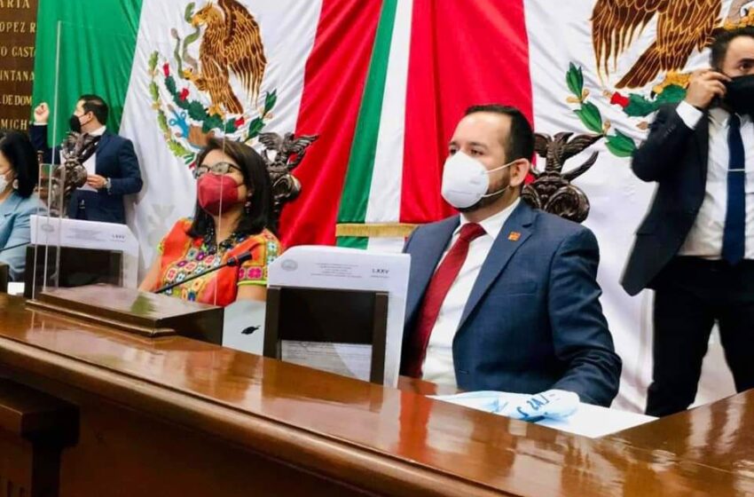 Propone Reyes Galindo cancelación de licencias a quienes provoquen accidentes bajo los influjos del alcohol
