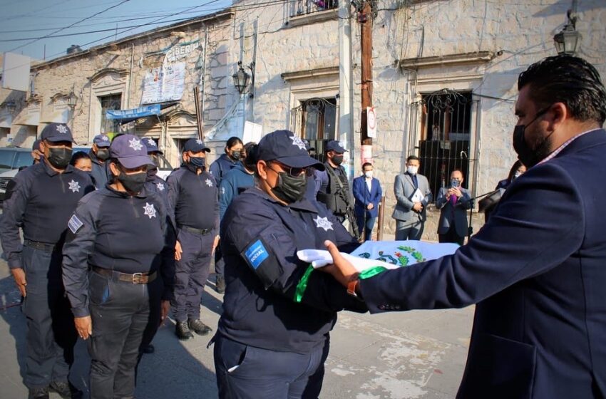  Conmemoran Día de la Bandera Mexicana en Tarímbaro