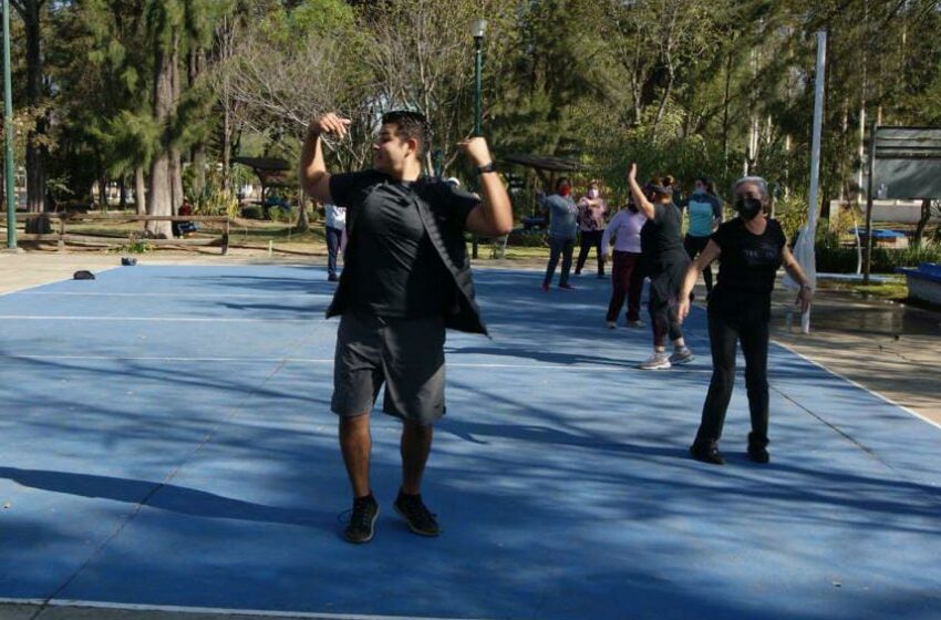  Invita Imcufide a clases de baile en la Unidad Deportiva INDECO