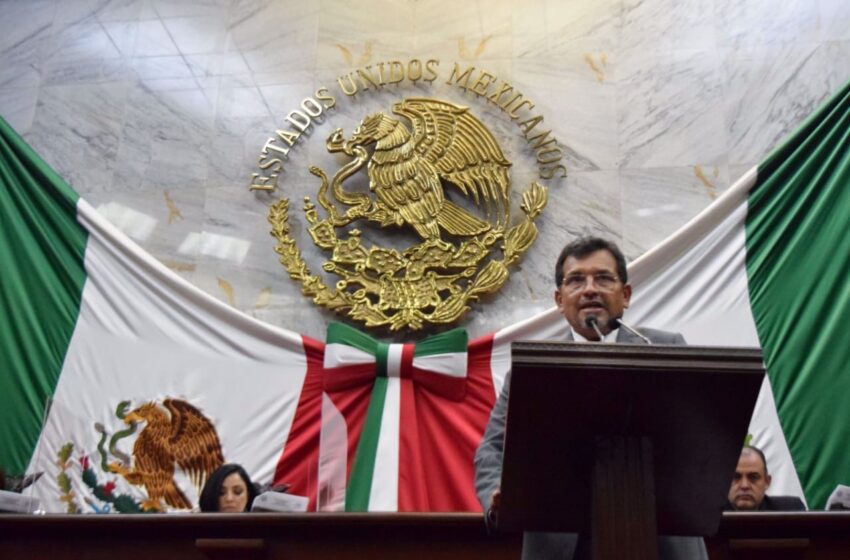  Con iniciativa, Reyes Cosari busca garantizar el derecho político de los michoacanos