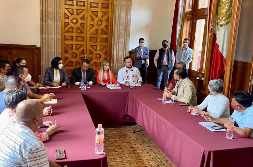  Diputadas y diputados escuchan a directores de Escuelas de Tiempo Completo en Michoacán