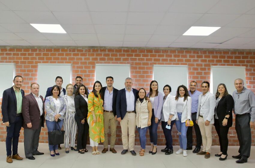Gobierno de Michoacán no dejará solos a los municipios para preservar la paz: Bedolla