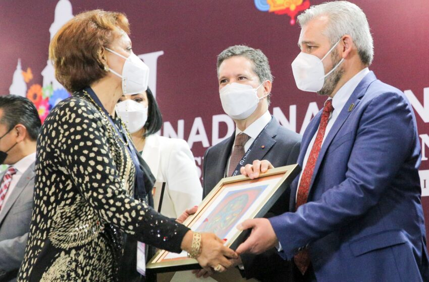  Avanza visión de género en el notariado michoacano: Bedolla