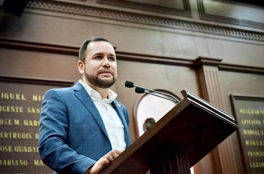  Reyes Galindo promueve iniciativa para garantizar el respeto a la intimidad y privacidad de las personas con discapacidad