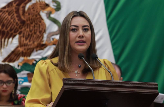 Moni Valdez propone reforzar la vigilancia y control sanitario en establecimientos que presten servicios de salud