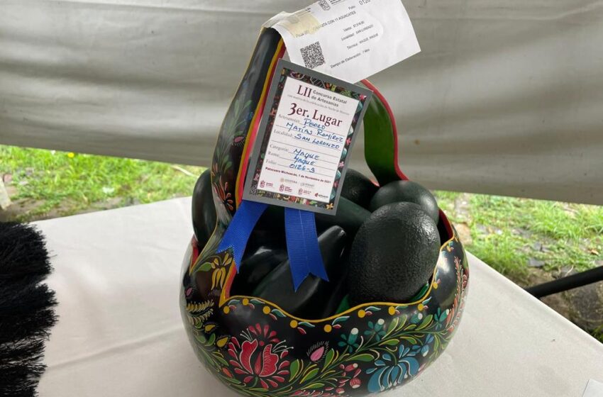 Incrementa 20% bolsa de premios para el LXI Concurso Estatal de Artesanías de Domingo de Ramos