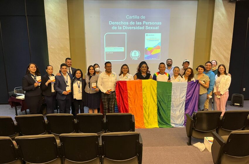  Capacita FGE al Ayuntamiento de Zacapu sobre la Cartilla de Derechos de las Personas de la comunidad LGBTTTIQ+