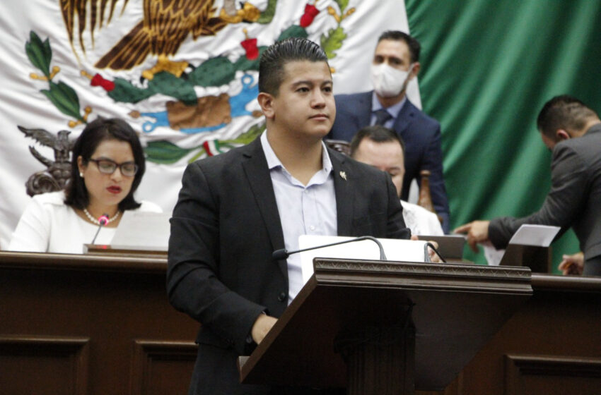  Garantizar estimulación temprana a bebés con discapacidad y orientación a padres propone Víctor Zurita