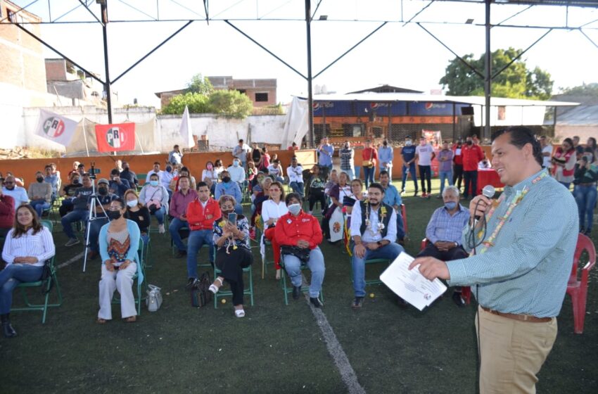  Se acabaron las imposiciones, no más pilas bautismales: Memo Valencia