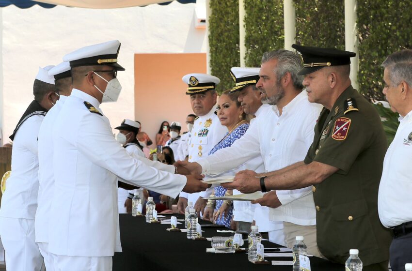  Reconoce Bedolla esfuerzo de las Fuerzas Armadas en construcción de paz y bienestar