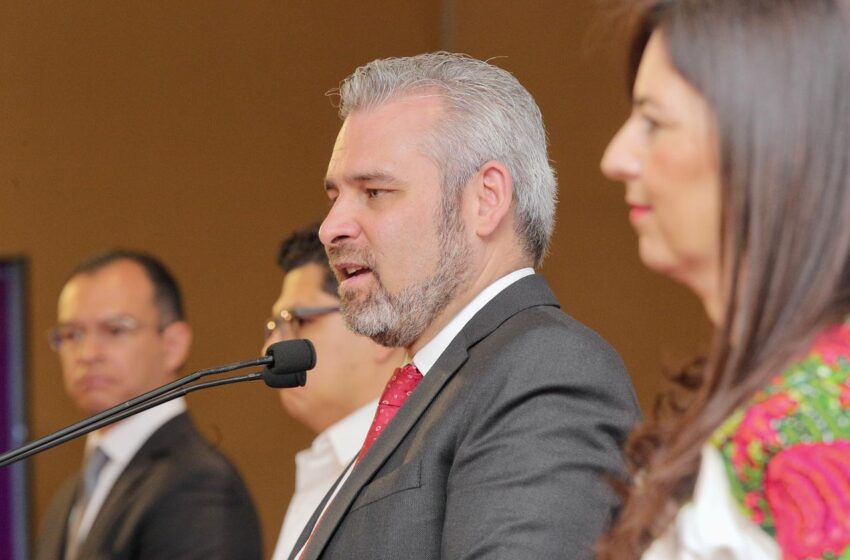 Ofrece Bedolla respaldo irrestricto a pueblos indígenas que aspiran al autogobierno