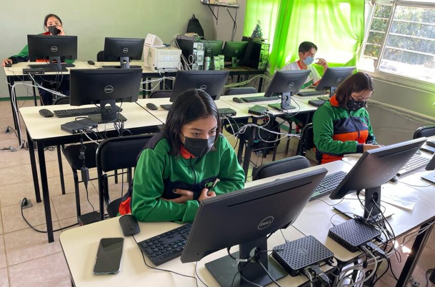  Mil 500 estudiantes del Cecytem compiten por la excelencia académica