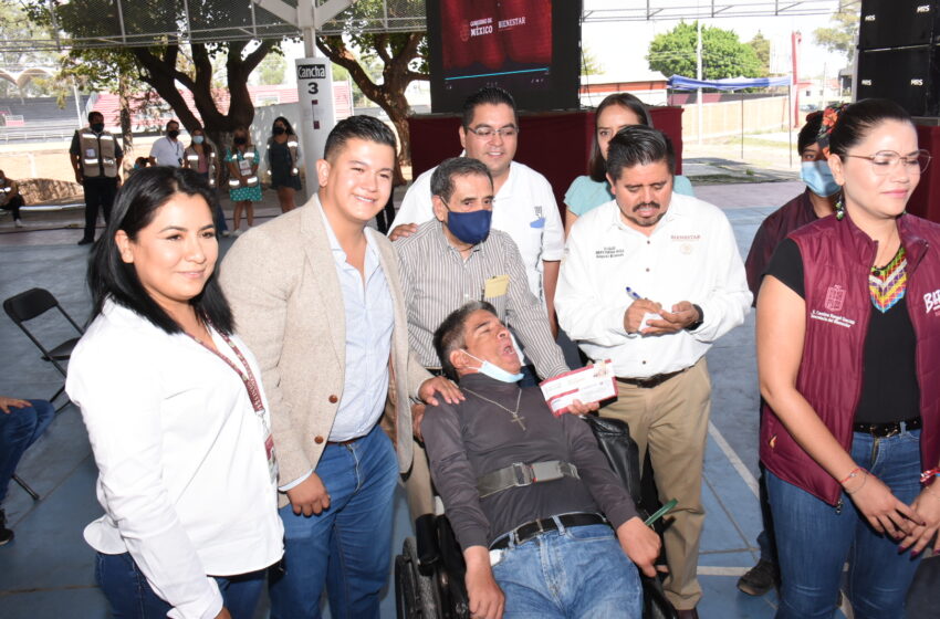  Entregan tarjetas de Bienestar a personas con discapacidad en Morelia