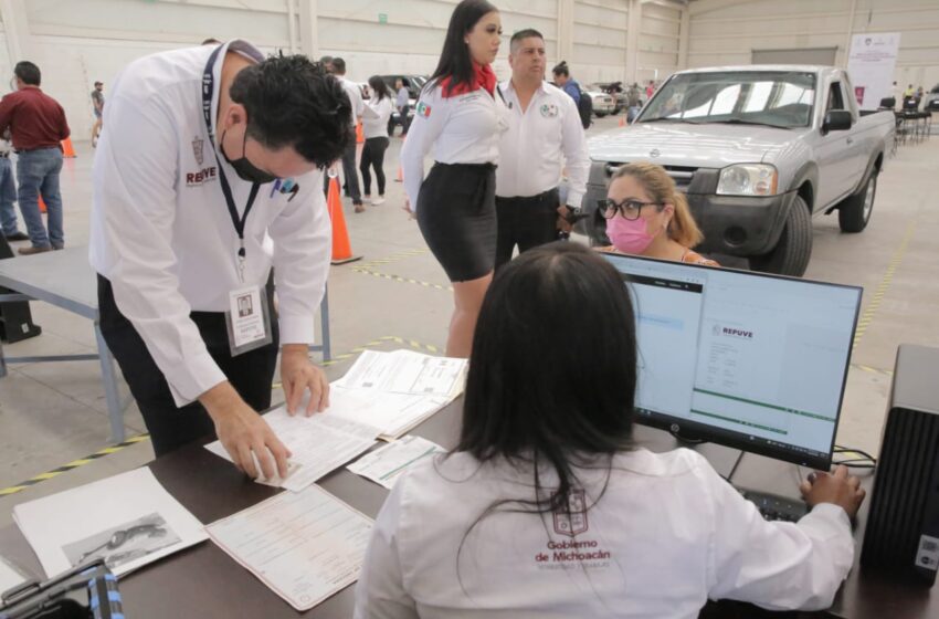  Más de mil 500 vehículos extranjeros regularizados en Michoacán