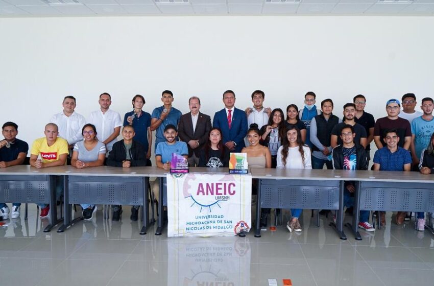  Estudiantes de Ingeniería Civil ponen en alto el nombre de la UMSNH: Rector