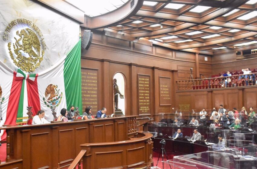  Alista Congreso homenajes a destacados michoacanos