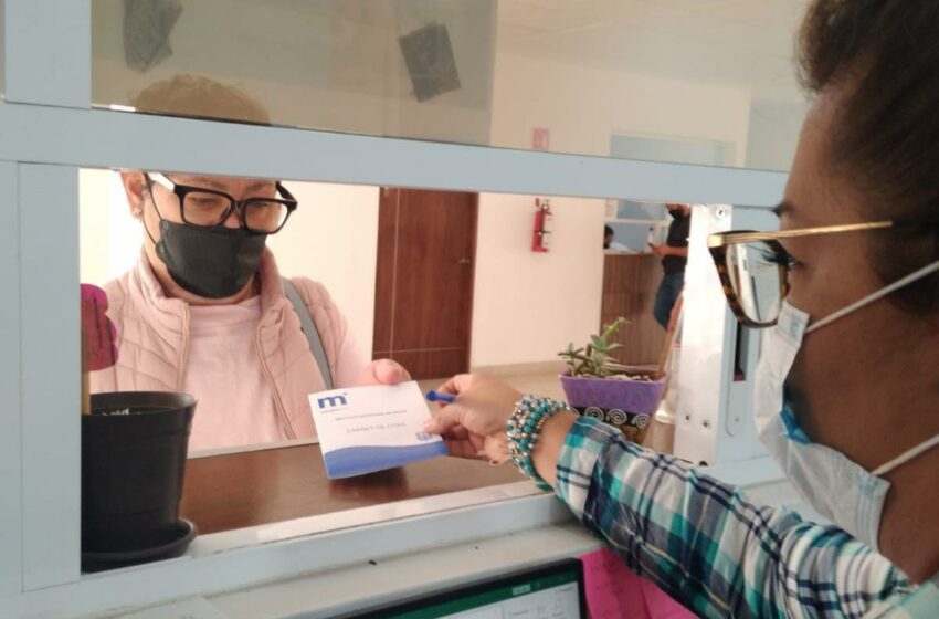  Instituto Municipal de Salud inicia entrega de carnets para las y los usuarios
